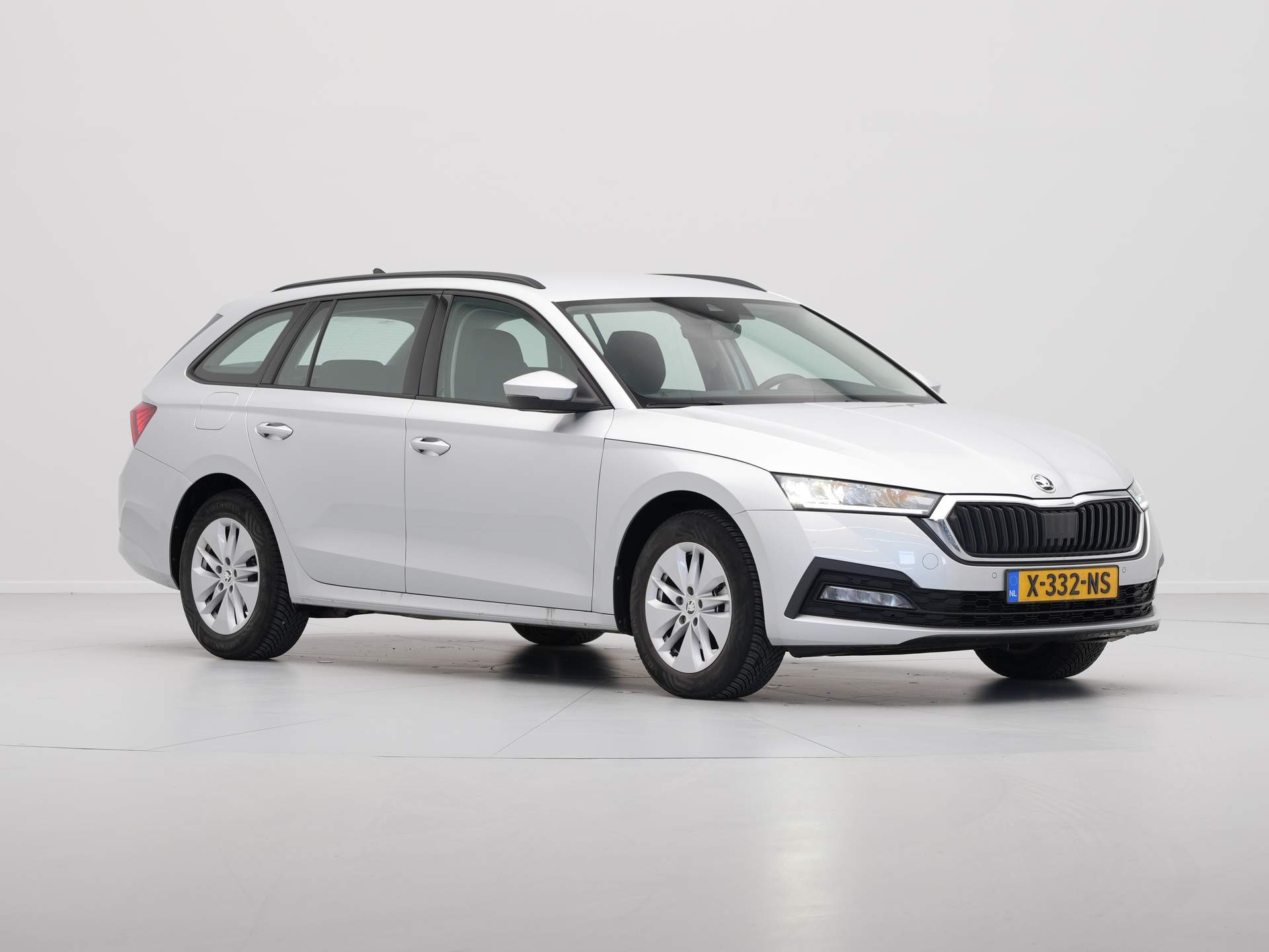 Škoda - Octavia Combi 1.0 TSI Business Edition - 2024