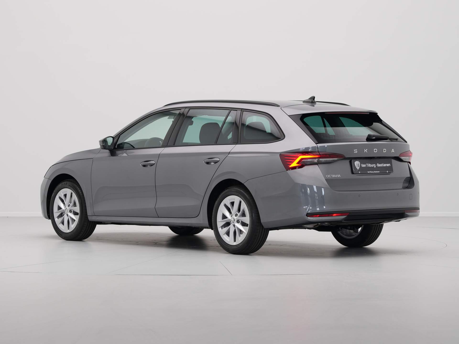 Škoda - Octavia Combi 1.5 TSI Business Edition Plus - 